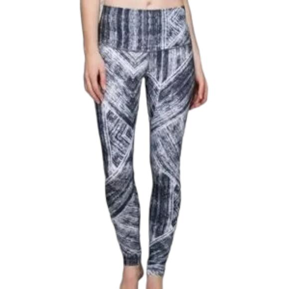 Lululemon Wunder Under Heat Wave Black White Printed Leggings Size 4 - Picture 1 of 7